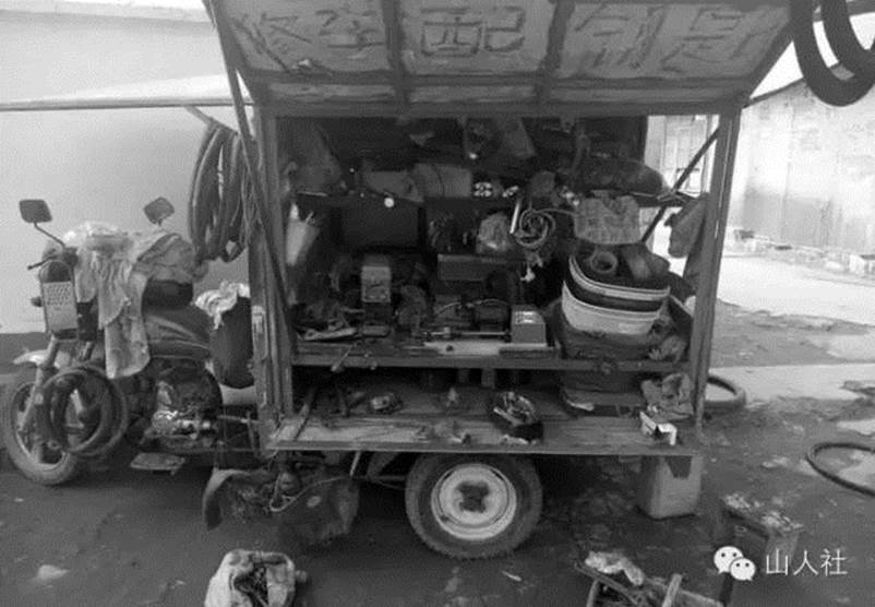 image028.jpg image028.jpg