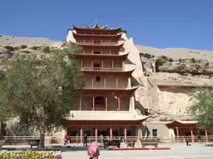 mogao-grottoes3_300x225.JPG