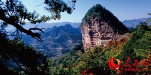 重走丝绸之路甘肃段:麦积山石窟展多世纪佛教艺术
