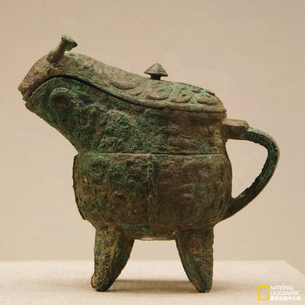这可能是历年最全的青铜器展,八家博物馆重器齐聚三星堆