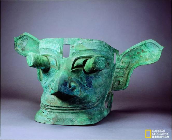 这可能是历年最全的青铜器展,八家博物馆重器齐聚三星堆