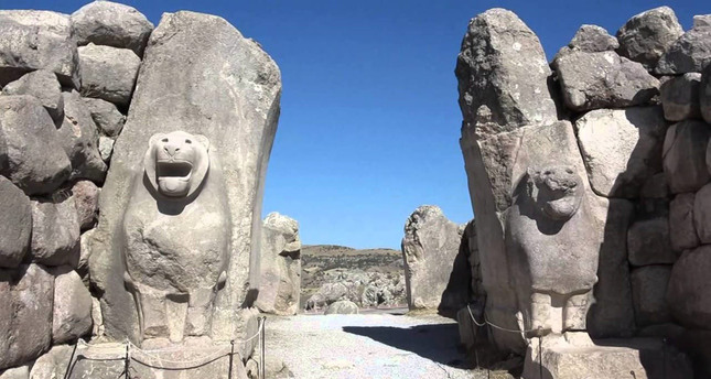 The Lion Gate, named for two matched lions carved from two arched stones, is located in southwestern entrance to Hattusa, built in about 1.340 BC. Lions were of considerable symbolic importance to the Hittite civilization.