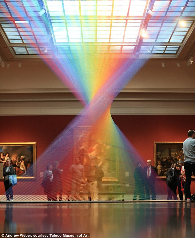 Dawe studied at the University of Texas in Dallas and has exhibited his work in Dallas, Houston, Montreal, Toronto and Barcelona and most recently at Smithsonian’s Renwick Gallery in Washington DC