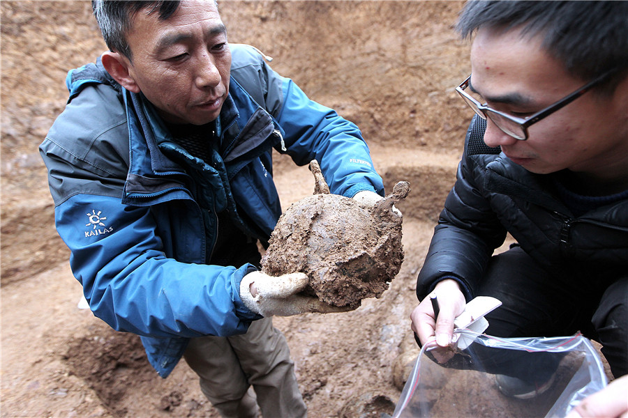2,300-year-old ancient tomb discovered in C China's Hubei