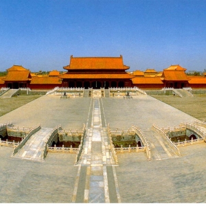 Beijing encourages students to be restoration experts at Forbidden City