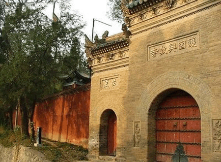 玄奘法师长眠之地:兴教寺
