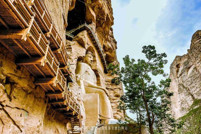 千年石窟炳灵寺 碧落黄河天地间