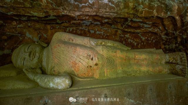 千年石窟炳灵寺 碧落黄河天地间