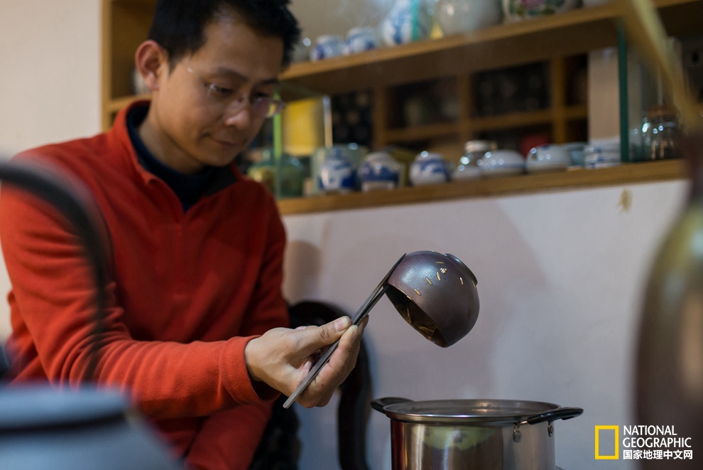 锔瓷 | 这手艺居然能把碎掉的瓷器升华为另一种艺术品！