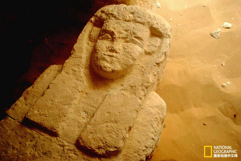 埃及新发现三座古墓，可追溯到2000多年前
