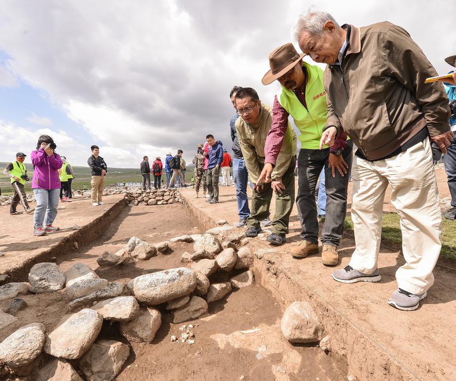 Experts attend symposium in Xinjiang to examine historical settlement