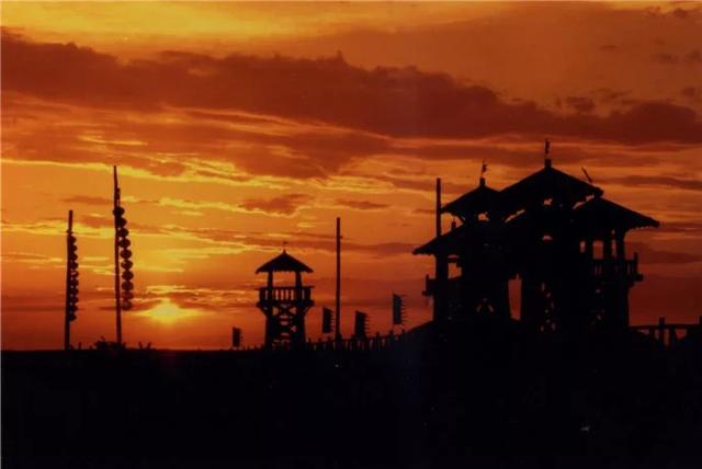 丝路上的引路灯——中国西行第一僧：朱士行