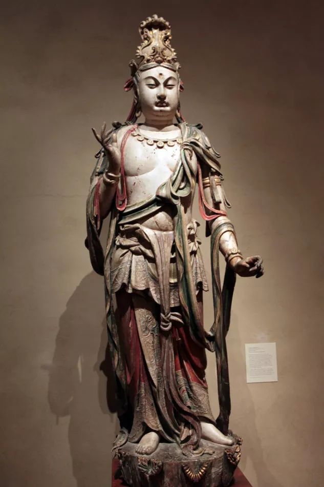 美国这座荒凉的小城,竟然因为中国的8000多件文物火了!