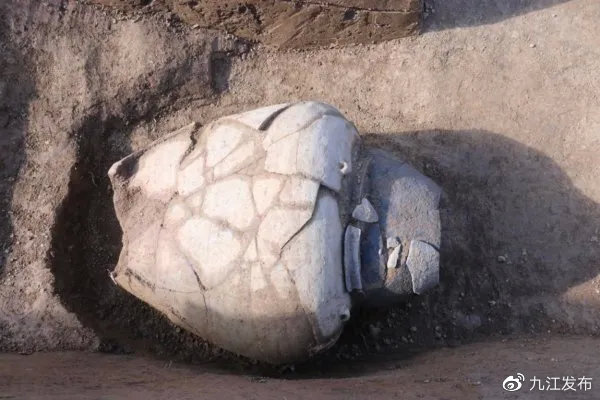 汉代瓮棺墓