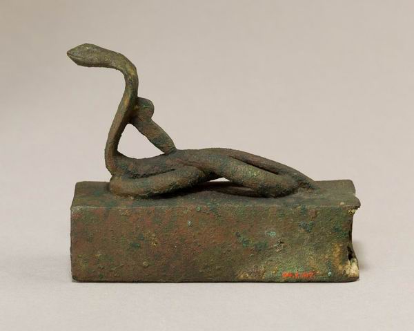 蛇顶动物木乃伊盒（公元前664-公元前30年），纽约大都会博物馆藏。
