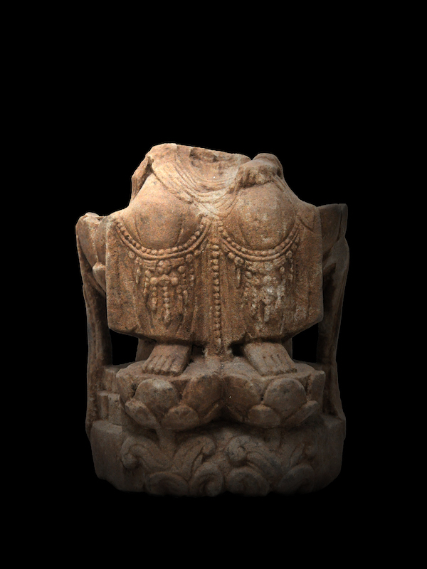 “北山石窟——美神荟萃的石雕画廊”单元展出菩萨残像