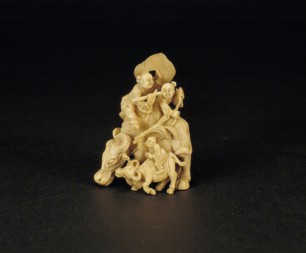 清 象牙雕牧牛童子 北京故宫博物院藏