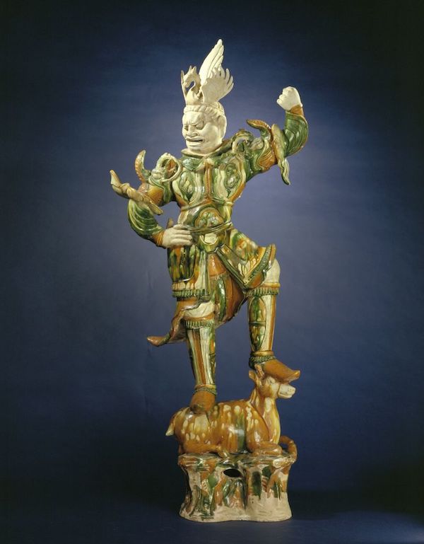 三彩天王俑，唐，高118厘米，宽50厘米 北京故宫博物院藏