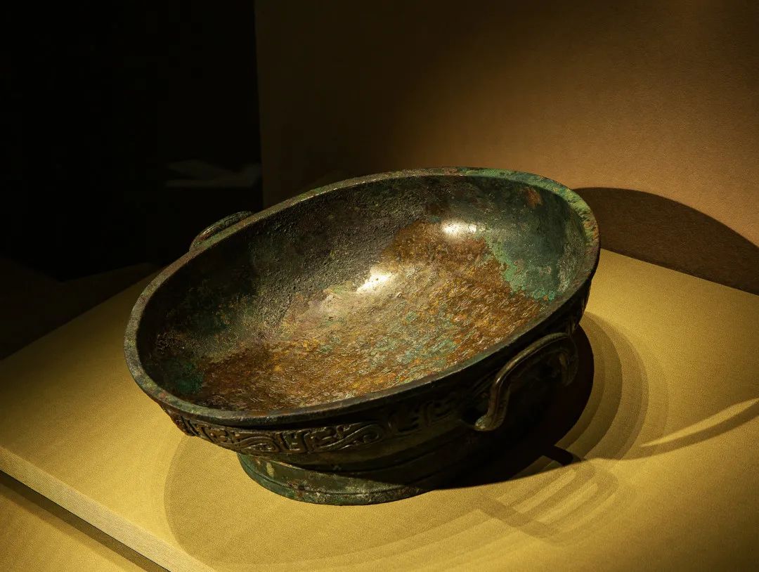 霸姬盘 西周（公元前1046年—前771年） 山西翼城县大河口霸国墓地2002号墓出土