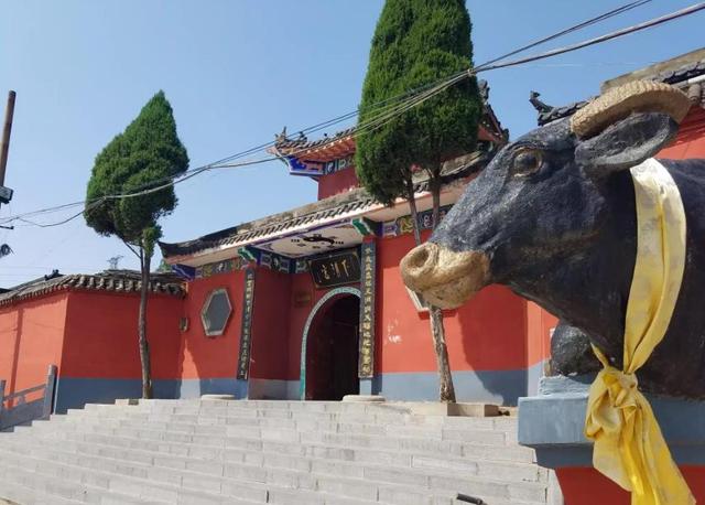 距离上清宫不远的地方,还有一个“下清宫”。相传是老子隐居时,曾在此饲养青牛。 视觉中国 图