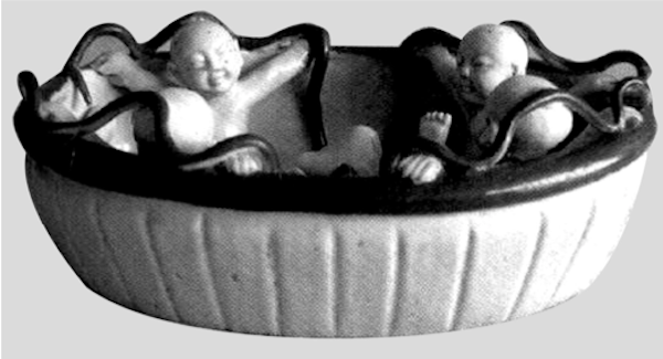 图十一 婴戏莲池瓷塑洗