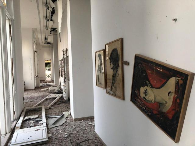 在贝鲁特港口爆炸中遭受重创的苏尔索克博物馆内部