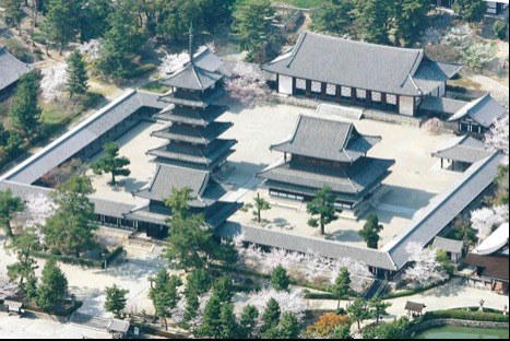 法隆寺西院伽蓝,金堂和五重塔