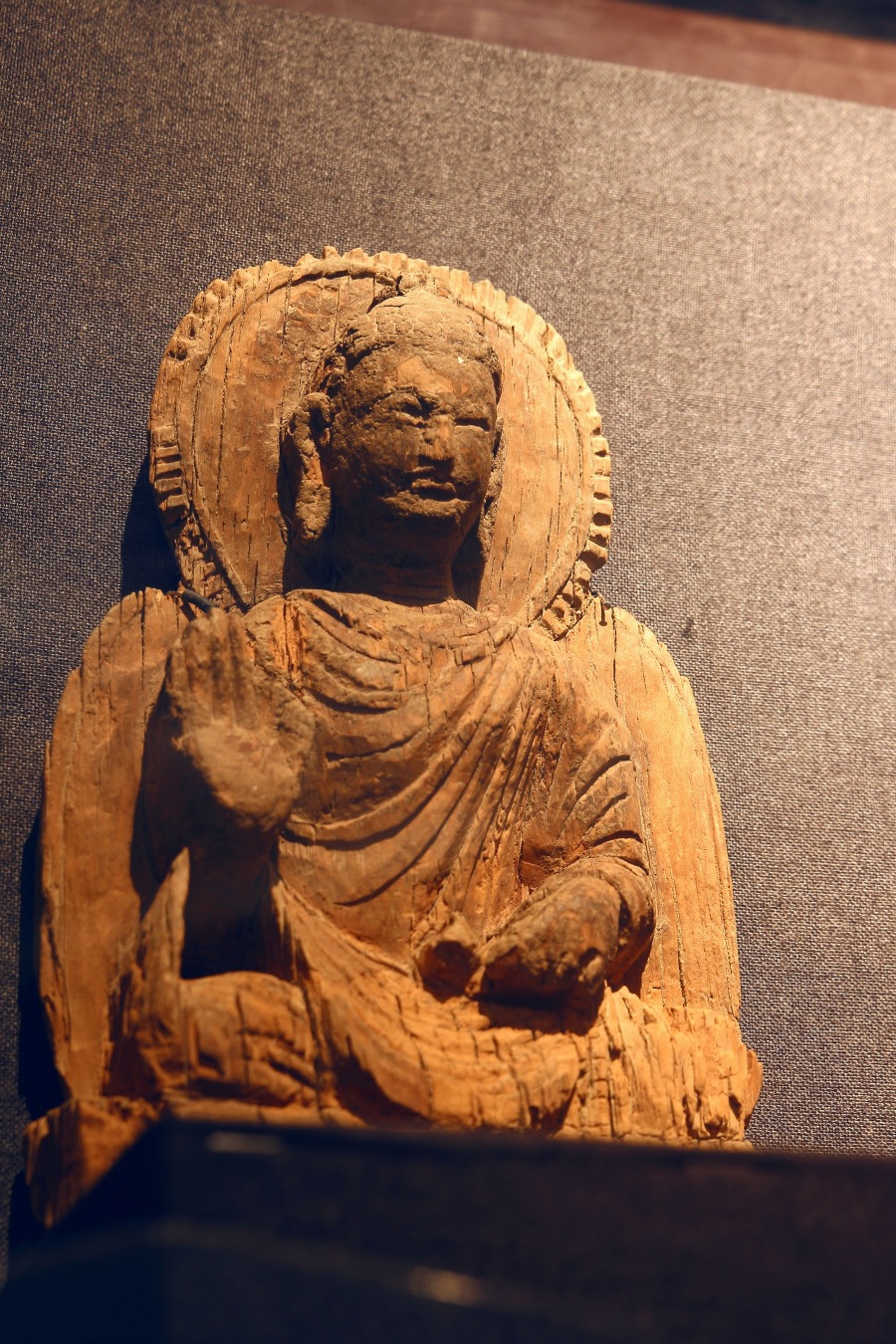 喀布尔阿富汗国立博物馆藏,艾娜克出土的犍陀罗时期木雕造像。