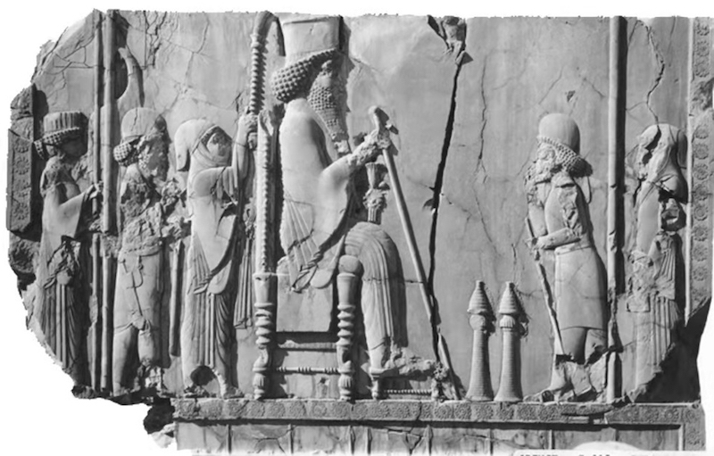 图1 波斯波利斯浮雕，公元前6-前4世纪。图像展示的是波斯国王坐在王座上听政的场景。（图片来源:Schmidt1953, OIP68, pl.98）