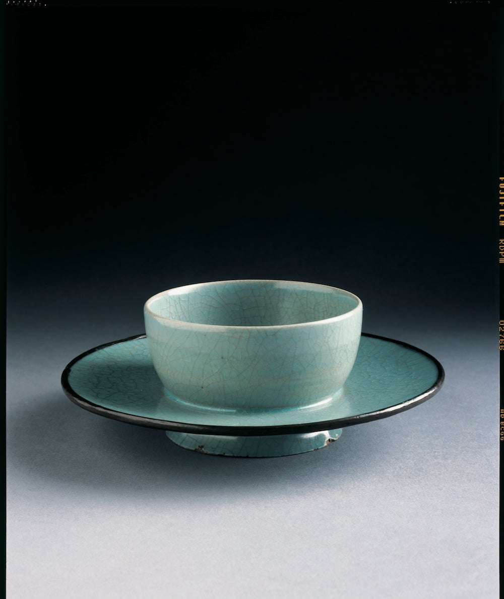 汝瓷杯架,北宋寿成殿 © Victoria and Albert Museum