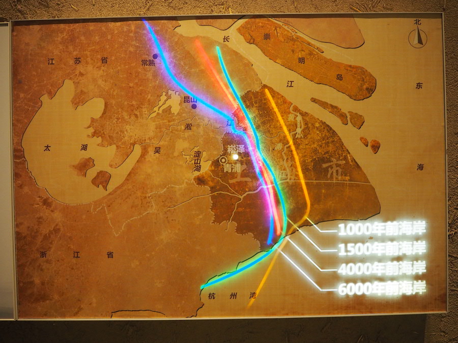展厅内呈现的上海地理环境 海岸线的变迁