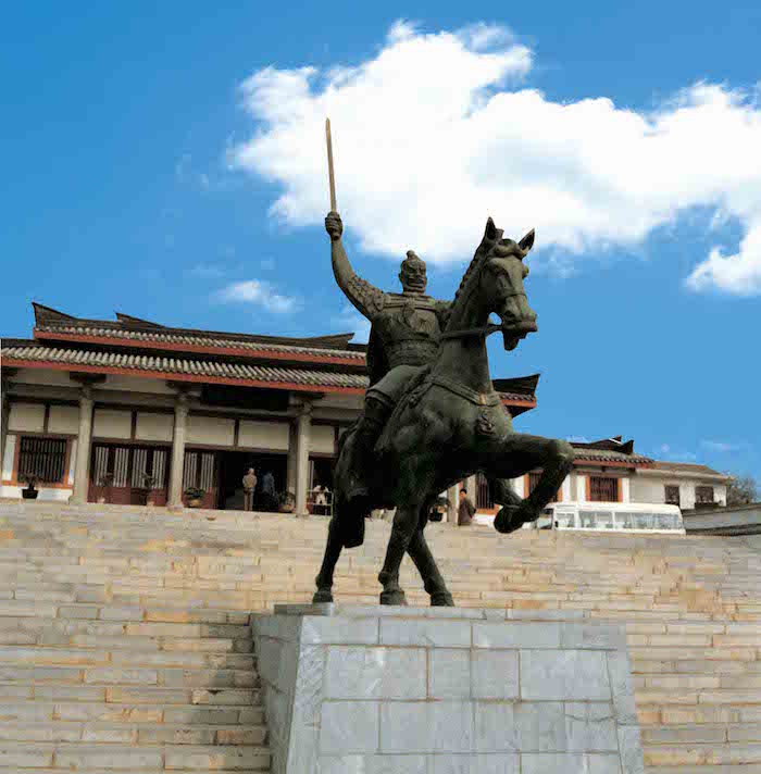 徐州汉文化景区,楚王陵外景