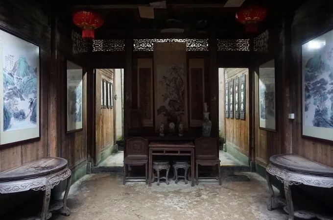桃李园，建于清咸丰年间，由正屋和庭院组成，系西递徽商胡元熙的旧居兼私熟蒙馆
