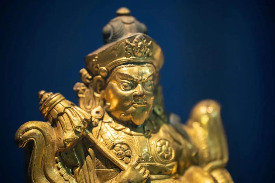 财宝天王鎏金铜像(半身) 清 重庆中国三峡博物馆藏