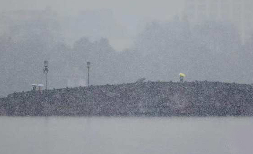 杭州西湖断桥残雪 (图片源自 橙柿视觉)