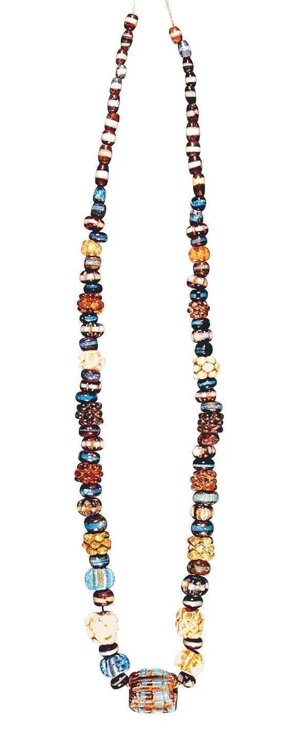 项链，美索不达米亚北部，公元前14世纪