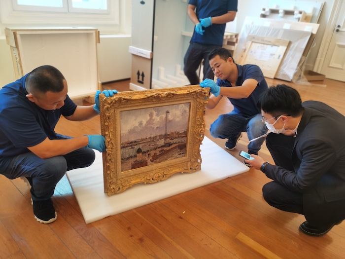 首批4件参展第四届进博会的文物类展品完成进境查验(资料图)