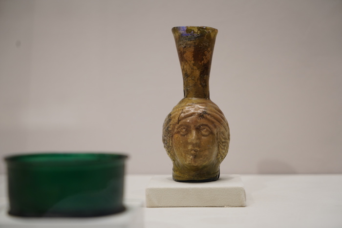 罗马帝国 公元3-4世纪 双人面凸纹瓶