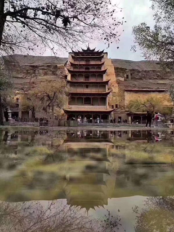 2019年7月17日,敦煌莫高窟因雨势造成的积水