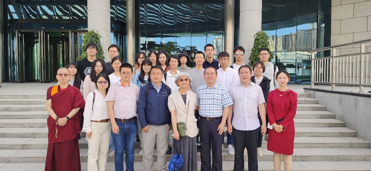 2021年6月段老师带领梵巴专业学生参观新疆维吾尔自治区博物馆