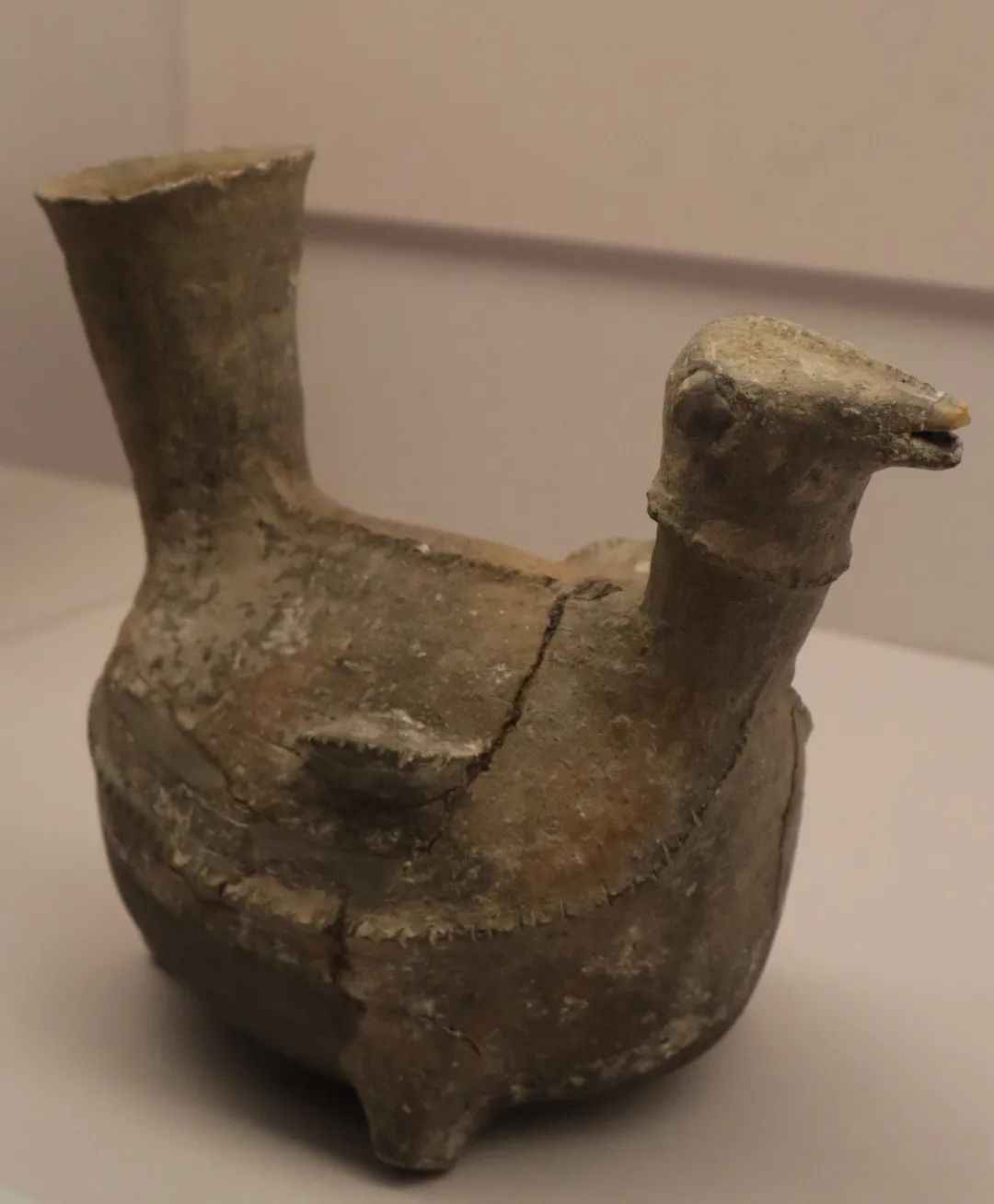 鸟形鬹 新石器时代晚期 山东省长岛北庄遗址出土