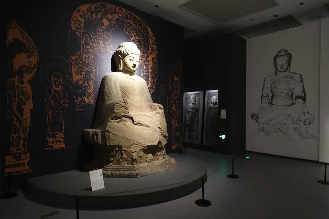 奉先寺卢舍那雕塑(复制)