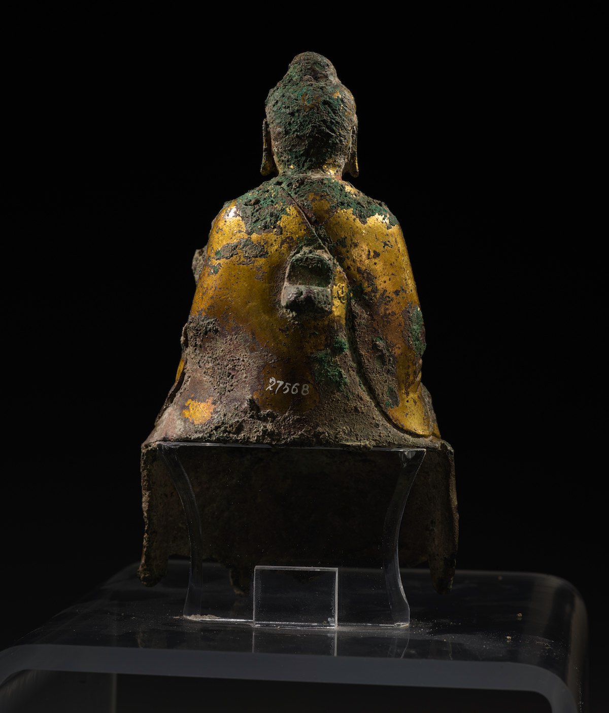 图2－2：释迦佛鎏金铜坐像