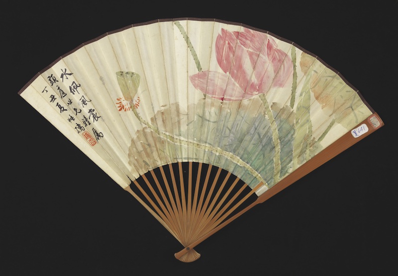 民国 赵叔孺荷花、吴湖帆荷花成扇 (上海市历史博物馆藏)