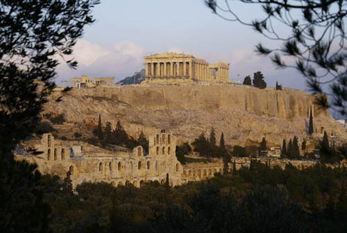 雅典的城名来自智慧女神雅典娜的名字。