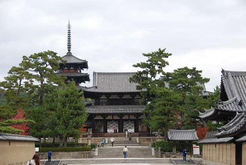 这些建筑展示了从早期到现在的日本佛教历史