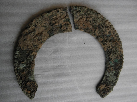 早在公元前2000年左右，班清人已经掌握了青铜的冶炼技术