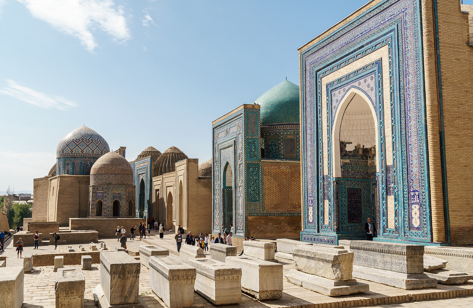 撒马尔罕 Shakhi Zinda 墓地 40 步 撒马尔罕 Shakhi Zinda 墓地 40 步