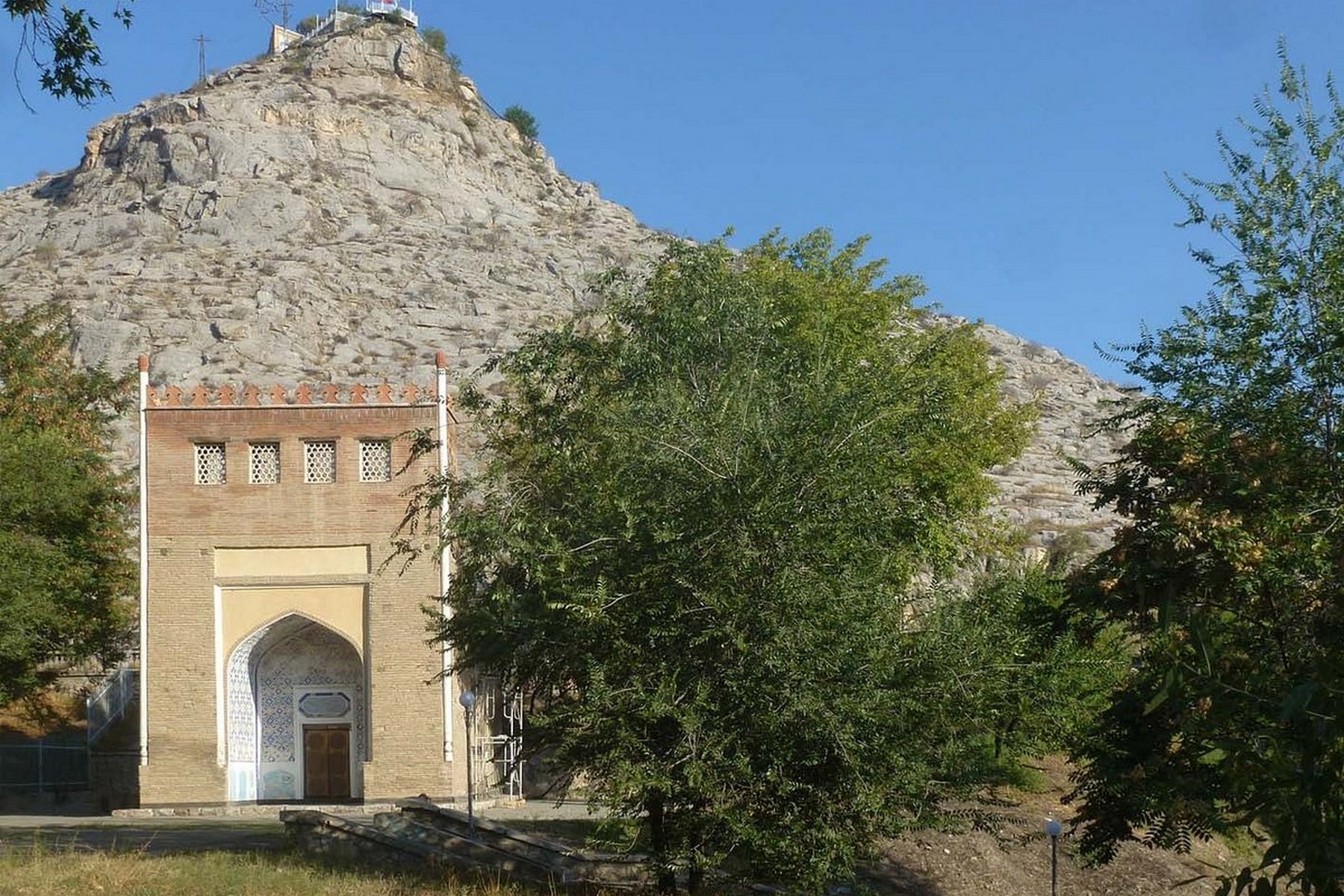 奥什市阿萨夫·伊本·布尔希亚陵墓