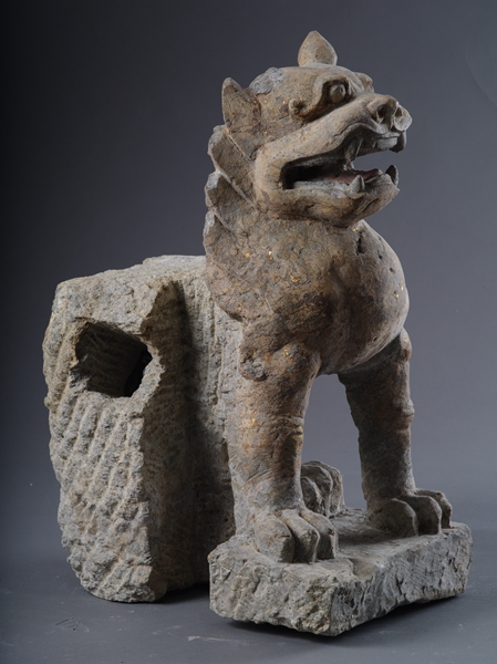 Z1829  镇墓兽 隋  石_副本.jpg